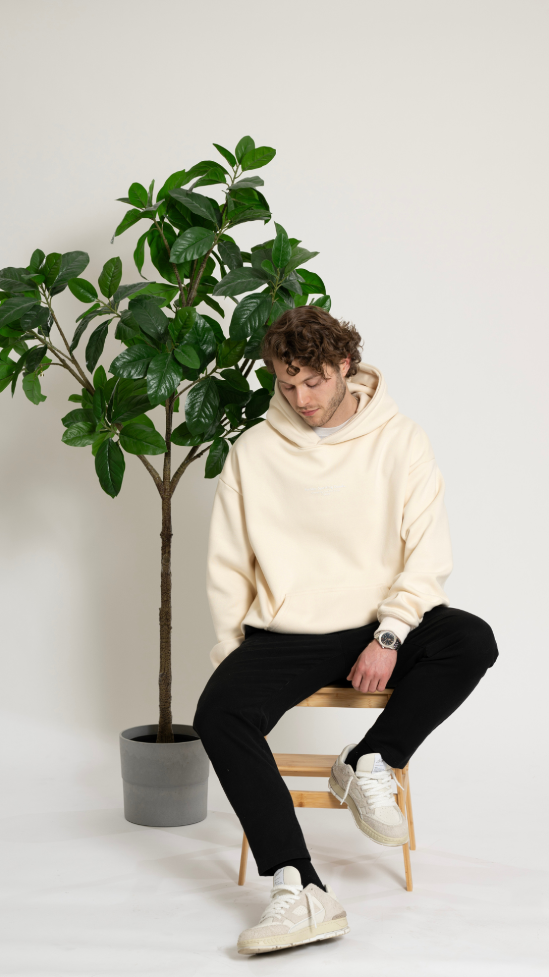 Budder Sporting Goods Créme Hoodie